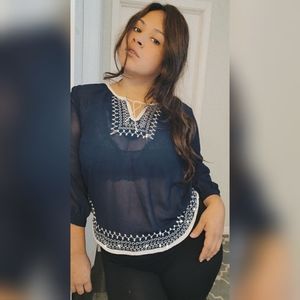 Monteau blouse Navy BLUE and White Top Embroidered